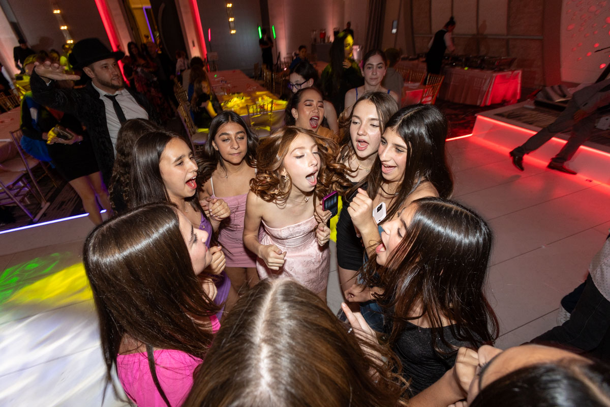 Allure Van Nuys Bat Mitzvah Agoura Evan Guston Photography Reception-16